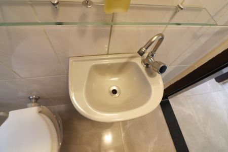 Casa à venda com 191m², 5 quartos e 2 vagasLavabo