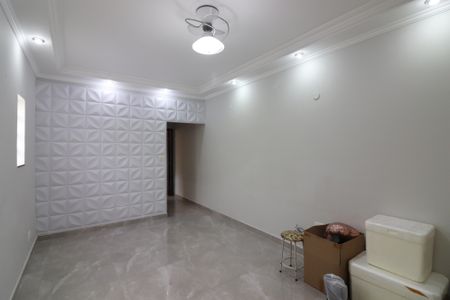 Casa à venda com 191m², 5 quartos e 2 vagasSala