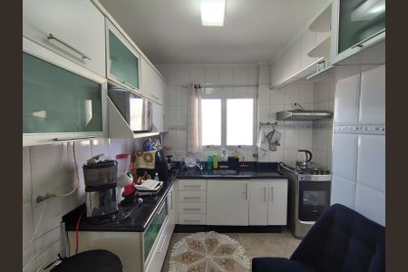 Apartamento à venda com 64m², 2 quartos e 1 vagaCozinha - Armários