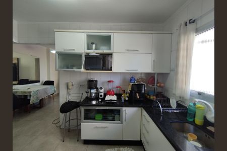 Apartamento à venda com 64m², 2 quartos e 1 vagaCozinha - Armários