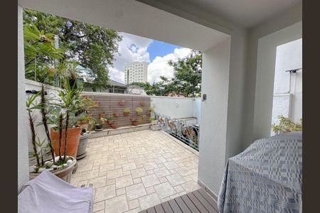 Casa para alugar com 399m², 3 quartos e 1 vagaVaranda