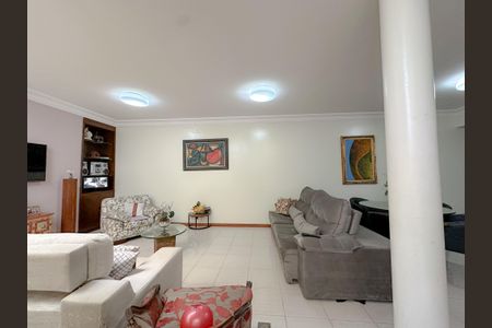 Sala de casa para alugar com 3 quartos, 399m² em Barra Funda, São Paulo