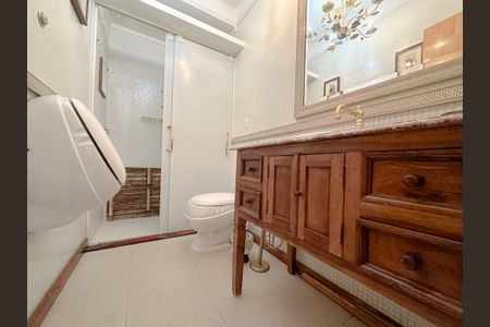 Casa para alugar com 399m², 3 quartos e 1 vagaBanheiro