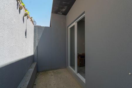 Casa à venda com 80m², 2 quartos e 1 vaga