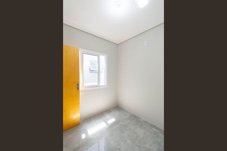 Casa à venda com 80m², 2 quartos e 1 vaga