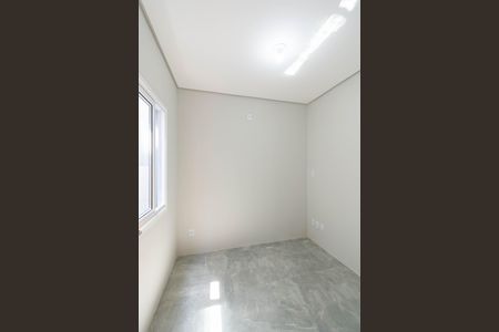 Casa à venda com 80m², 2 quartos e 1 vaga