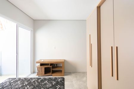 Casa à venda com 80m², 2 quartos e 1 vaga