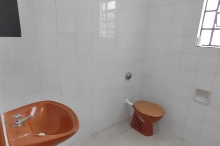 Banheiro de casa para alugar com 1 quarto, 70m² em Fundação, São Caetano do Sul