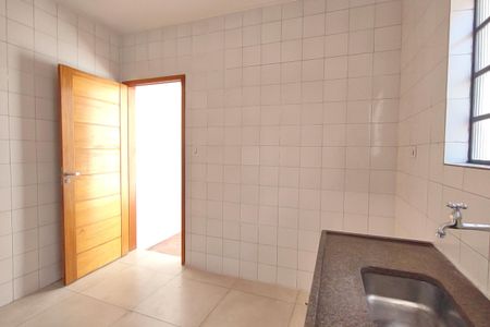 Casa para alugar com 70m², 1 quarto e sem vaga Casa para alugar com 70m², 1 quarto e sem vagaCozinha