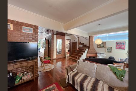 Sala de casa à venda com 6 quartos, 340m² em Vila Romana, São Paulo