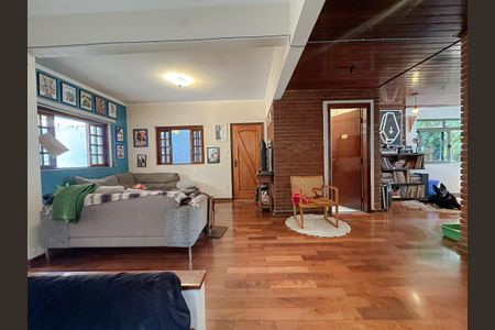 Sala de casa à venda com 6 quartos, 340m² em Vila Romana, São Paulo