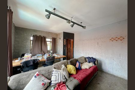 Casa à venda com 340m², 6 quartos e 5 vagasEstúdio