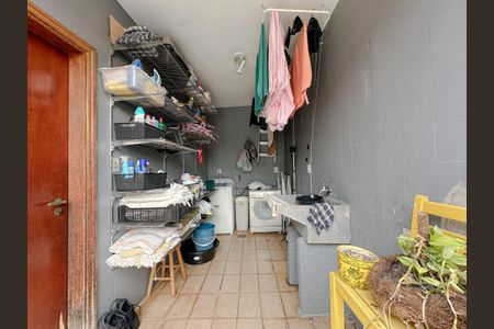 Casa à venda com 340m², 6 quartos e 5 vagasÁrea de Serviço