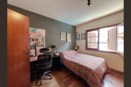 Casa à venda com 340m², 6 quartos e 5 vagasSuíte 1