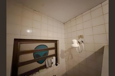 Casa à venda com 340m², 6 quartos e 5 vagasBanheiro Suíte Externa