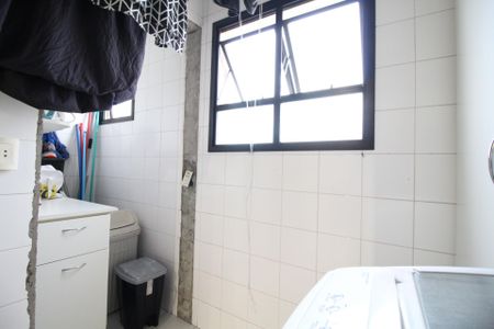 Apartamento à venda com 86m², 3 quartos e 2 vagas Apartamento à venda com 86m², 3 quartos e 2 vagasÁrea de Serviço