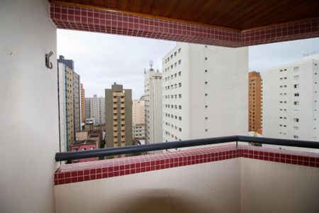 Apartamento à venda com 86m², 3 quartos e 2 vagas Apartamento à venda com 86m², 3 quartos e 2 vagasVaranda