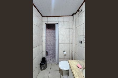 Casa à venda com 120m², 3 quartos e sem vagaBanheiro