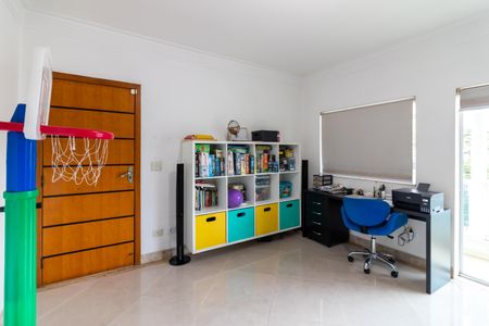 Casa à venda com 250m², 3 quartos e 1 vagaSala de Estar