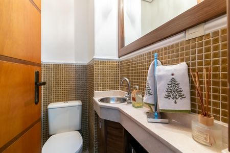 Casa à venda com 250m², 3 quartos e 1 vagaLavabo