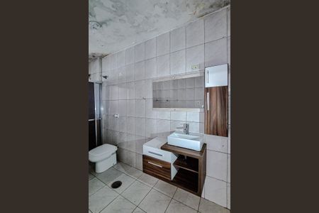 Apartamento para alugar com 230m², 3 quartos e sem vagaBanheiro