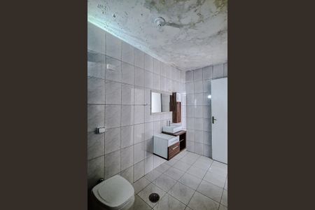 Apartamento para alugar com 230m², 3 quartos e sem vagaBanheiro