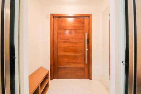 Apartamento para alugar com 171m², 3 quartos e 3 vagasHall de entrada