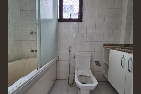 Apartamento para alugar com 220m², 3 quartos e 2 vagasBanheiro suite 