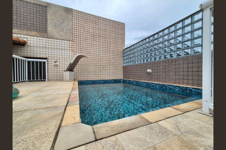 Apartamento para alugar com 220m², 3 quartos e 2 vagasÁrea externa 