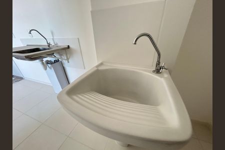 Apartamento à venda com 37m², 2 quartos e 1 vagaÁrea de Serviço