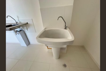 Apartamento à venda com 37m², 2 quartos e 1 vagaÁrea de Serviço