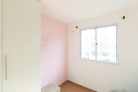 Quarto 1 de apartamento para alugar com 2 quartos, 46m² em Inhoaíba, Rio de Janeiro