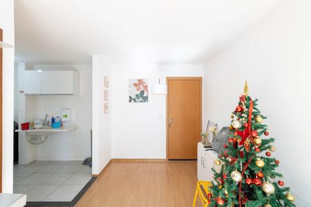 Sala de apartamento para alugar com 2 quartos, 46m² em Inhoaíba, Rio de Janeiro
