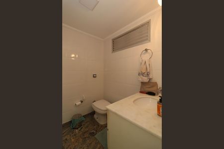 Apartamento para alugar com 150m², 4 quartos e 2 vagas Apartamento para alugar com 150m², 4 quartos e 2 vagasBanheiro