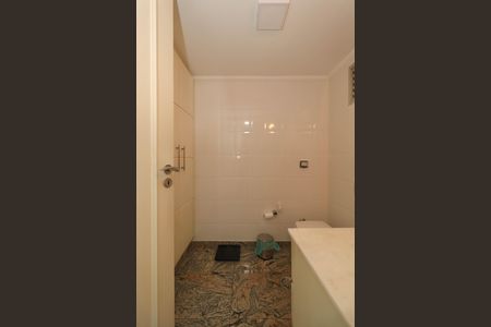 Apartamento para alugar com 150m², 4 quartos e 2 vagas Apartamento para alugar com 150m², 4 quartos e 2 vagasBanheiro