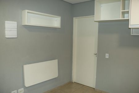 Casa para alugar com 1 quarto, 35m² em Jardim Santo Antonio, Embu das Artes