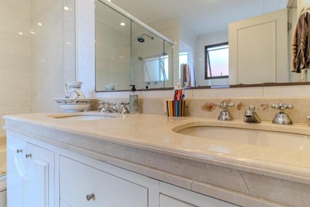 Apartamento à venda com 226m², 4 quartos e 3 vagasBanheiro da Suíte 3