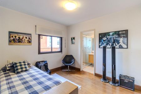 Apartamento à venda com 226m², 4 quartos e 3 vagasSuíte 2