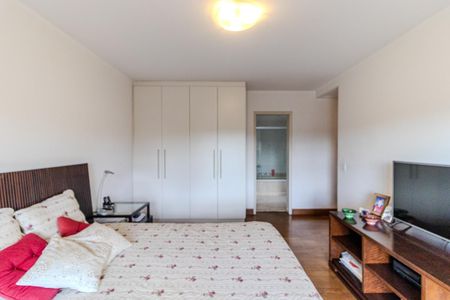 Apartamento à venda com 226m², 4 quartos e 3 vagasSuíte 3