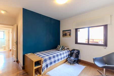 Apartamento à venda com 226m², 4 quartos e 3 vagasSuíte 2