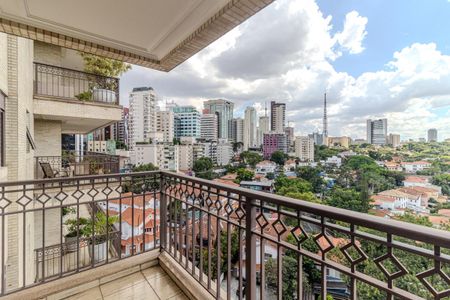 Apartamento à venda com 226m², 4 quartos e 3 vagasVaranda da Suíte 3