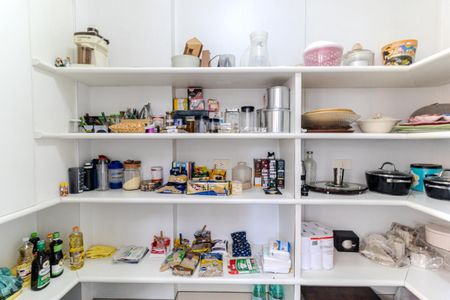 Apartamento à venda com 226m², 4 quartos e 3 vagasDespensa