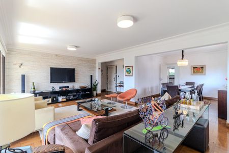 Apartamento à venda com 226m², 4 quartos e 3 vagasSala