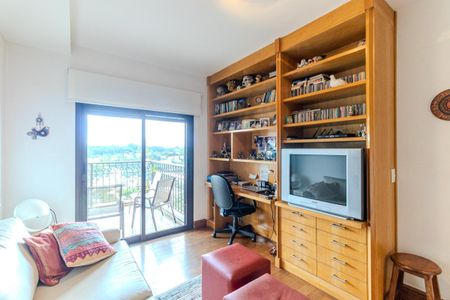 Apartamento à venda com 226m², 4 quartos e 3 vagasQuarto