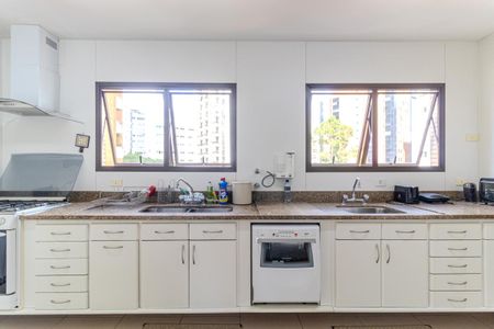 Apartamento à venda com 226m², 4 quartos e 3 vagasCozinha