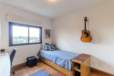 Apartamento à venda com 226m², 4 quartos e 3 vagasSuíte 1