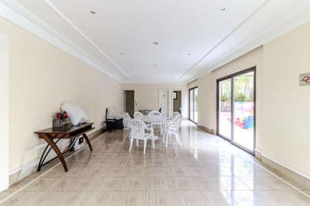 Apartamento à venda com 226m², 4 quartos e 3 vagasSalão de Festas