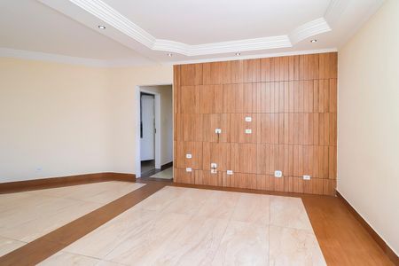 Casa para alugar com 150m², 4 quartos e 2 vagasSala