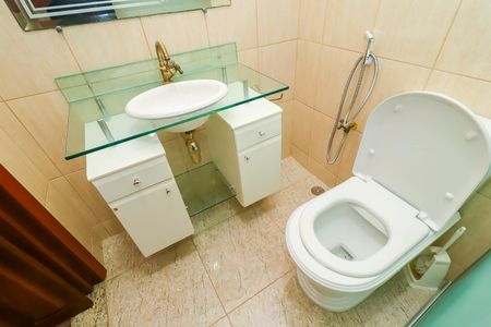 Casa para alugar com 150m², 4 quartos e 2 vagasBanheiro da Suíte 1