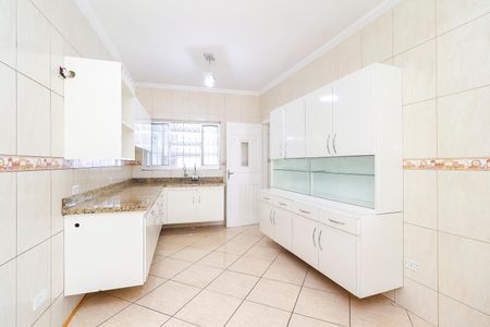 Casa para alugar com 150m², 4 quartos e 2 vagasCozinha